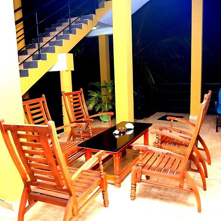 Centra Villa Kataragama Extérieur photo